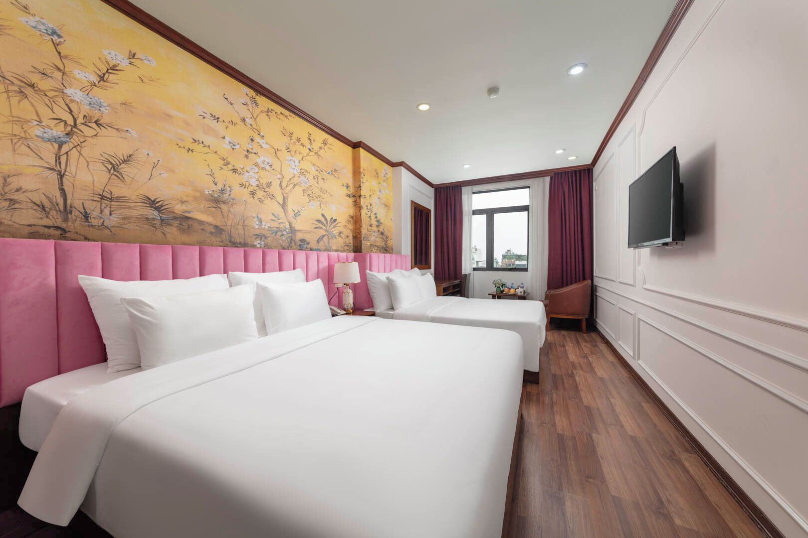 Phòng 4 Premier, quang cảnh thành phố | Bộ đồ giường cao cấp, chăn bông, nệm có lớp đệm bông, minibar 