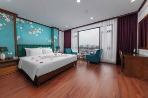 Executive Double Room, 1 King Bed, Lakeside | Premium bedding, down comforters, pillowtop beds, minibar - Azen Westlake Hotel Hanoi (Ha Noi)