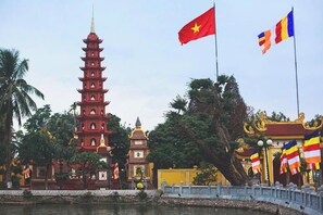 Kahden hengen executive-huone, 1 suuri parisänky, järven rannalla | Nähtävyydet