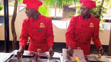 Desayuno continental gratuito y diario