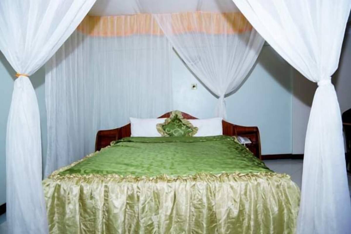Deluxe Single Room, Garden View | Free WiFi