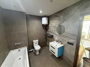 Towels, soap, toilet paper - Well-renovated, air-conditioned studio with breakfast included Panoramic view (Casablanca)