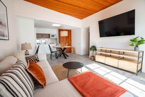 Smart TV - Lagar I by VillaGranCanaria (Spain - Canary Islands)
