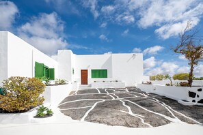 Exterior - Lagar I by VillaGranCanaria (Spain - Canary Islands)