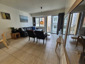 Smart TV - Apartment side sea view 2 bedrooms 2 bathrooms Blankenberge (Blankenberge)