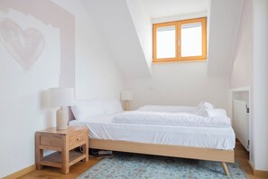 3 bedrooms, iron/ironing board, WiFi, bed sheets - ღLiboria | Aidling Panorama house with mountain view (Riegsee)