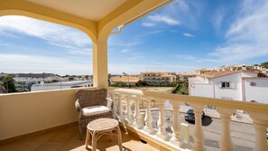 City view from property - Villa Brady (Olhos de Água)