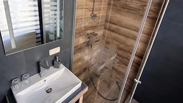 Standard Double Room | Bathroom | Shower, hair dryer, towels, soap