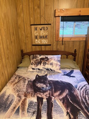 1 quarto, Wi-Fi de cortesia, roupa de cama