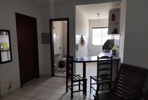 Bathroom - Ap 04 do Cantinho do Sossego (Dourados)