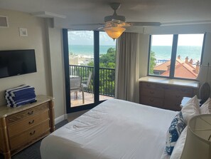 2 bedrooms, iron/ironing board, WiFi, bed sheets - Eagle's Nest Beach Resort, Gulf Front, Next door to the Marriott, BOOK NOW ! ! (Marco Island)