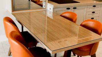 Superior Apartment, City View | Dining