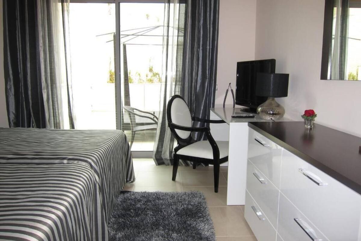 Apartment, Balcony, Courtyard View