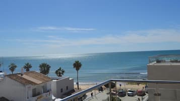 Apartment, Balcony, Courtyard View | Property grounds