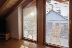 Interior - ღLiboria | Elegant mountain view retreat by the lake (Riegsee)