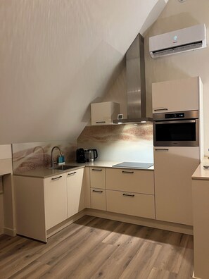 Private kitchen - Vacation home "Heidezee" in Dishoek - Relaxed days, comfortable and close to the beach (Koudekerke)