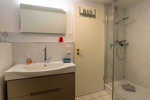 Dusche, Haartrockner