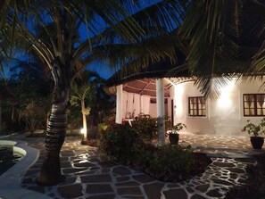 Property grounds - Twiga House in Baobab Village Watamu (Watamu)