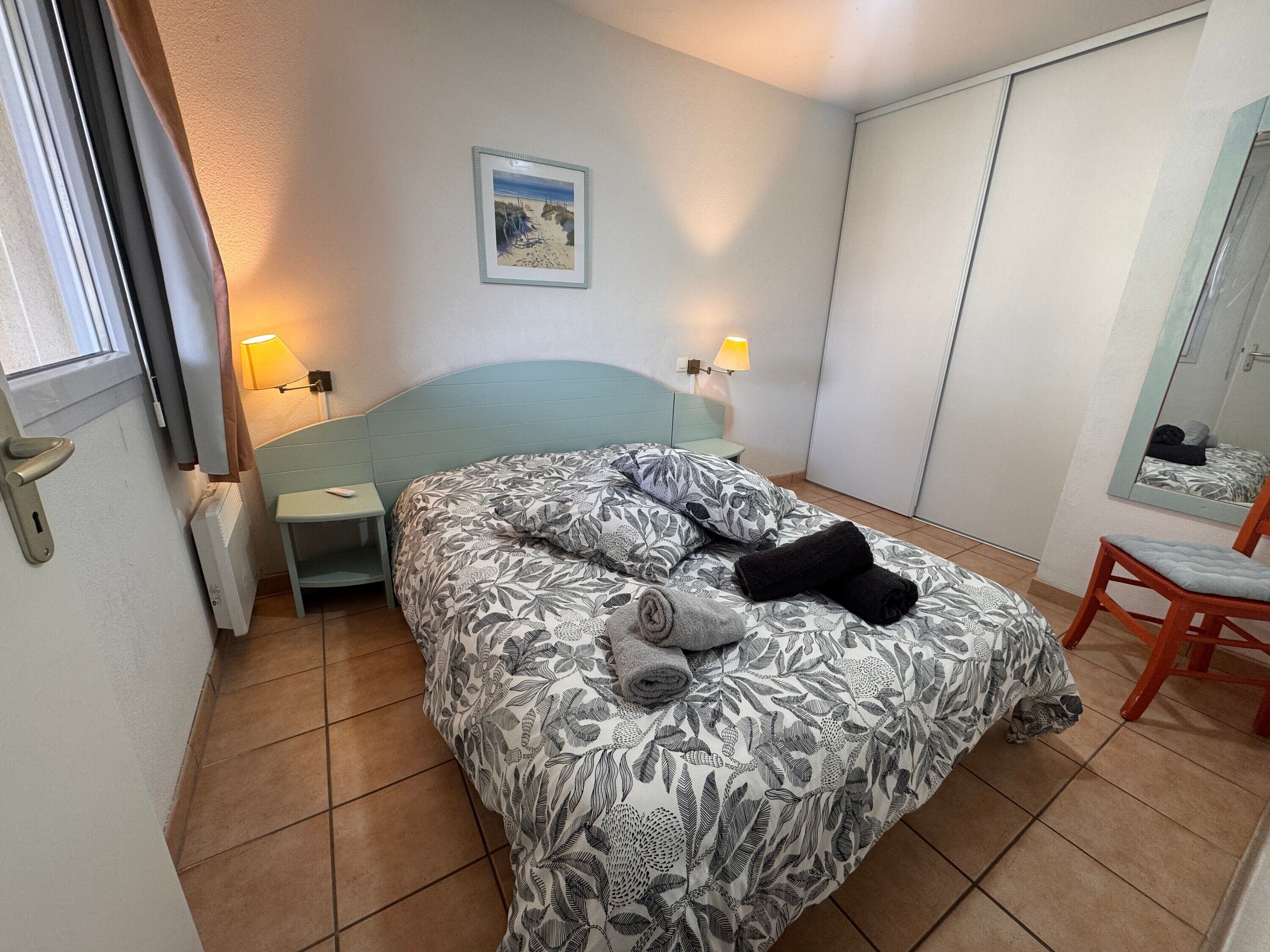 Fer et planche à repasser, Wi-Fi, draps fournis