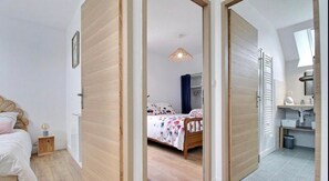 Tabla de planchar con plancha y wifi 