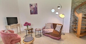 Télévision, table de tennis de table