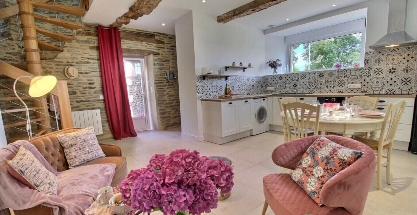 Télévision, table de tennis de table