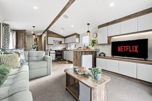 TV, stereo