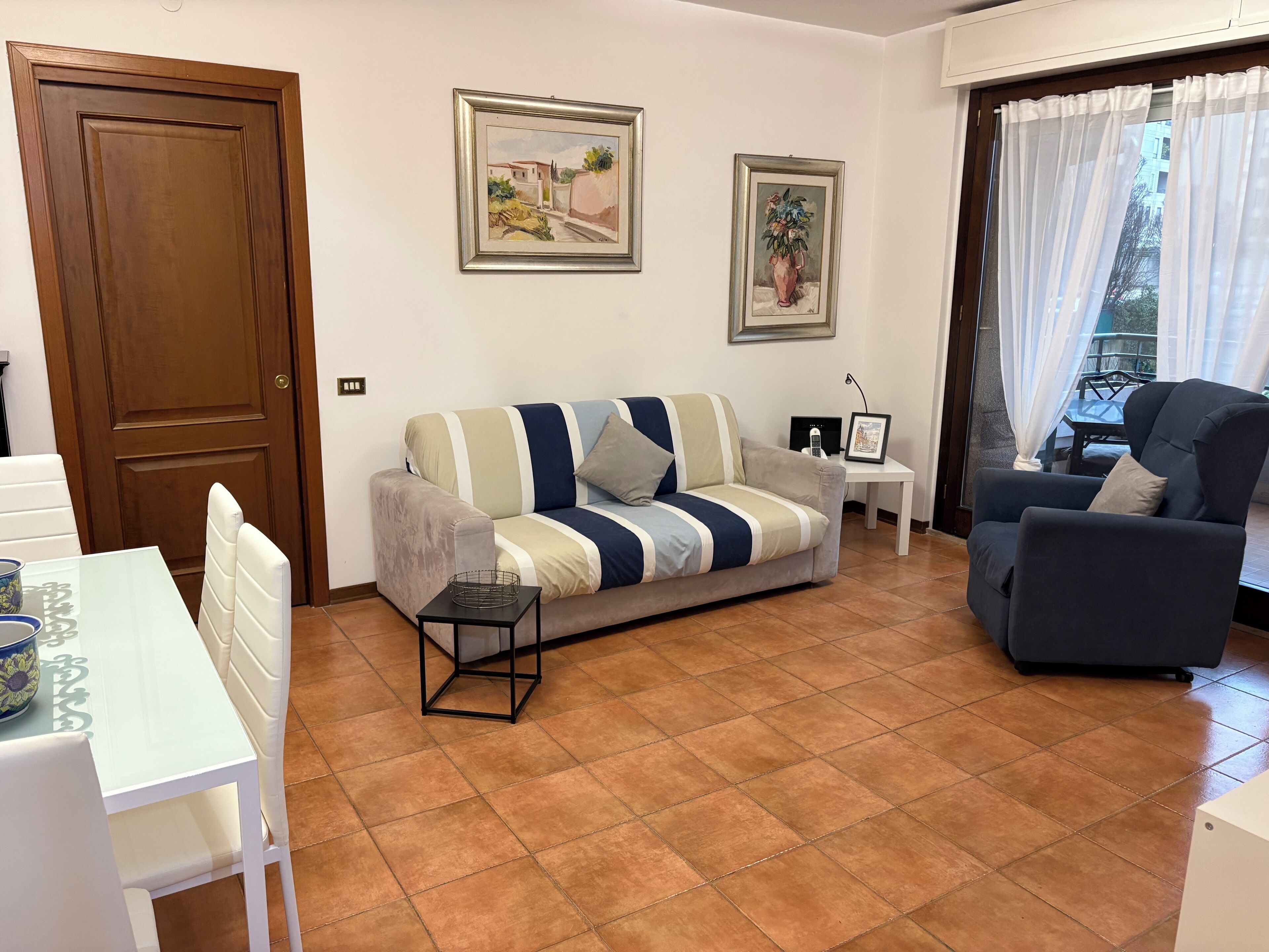 Apartment, Balkon | Wohnbereich