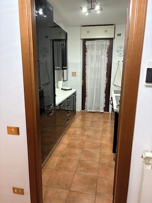 Appartement, balcon | Intérieur