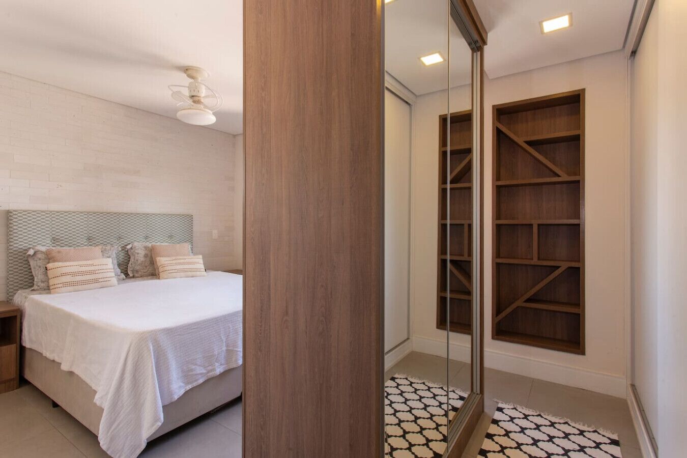 Deluxe Apartment, City View