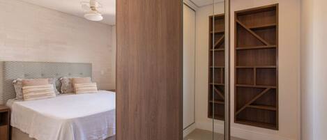 Deluxe Apartment, City View