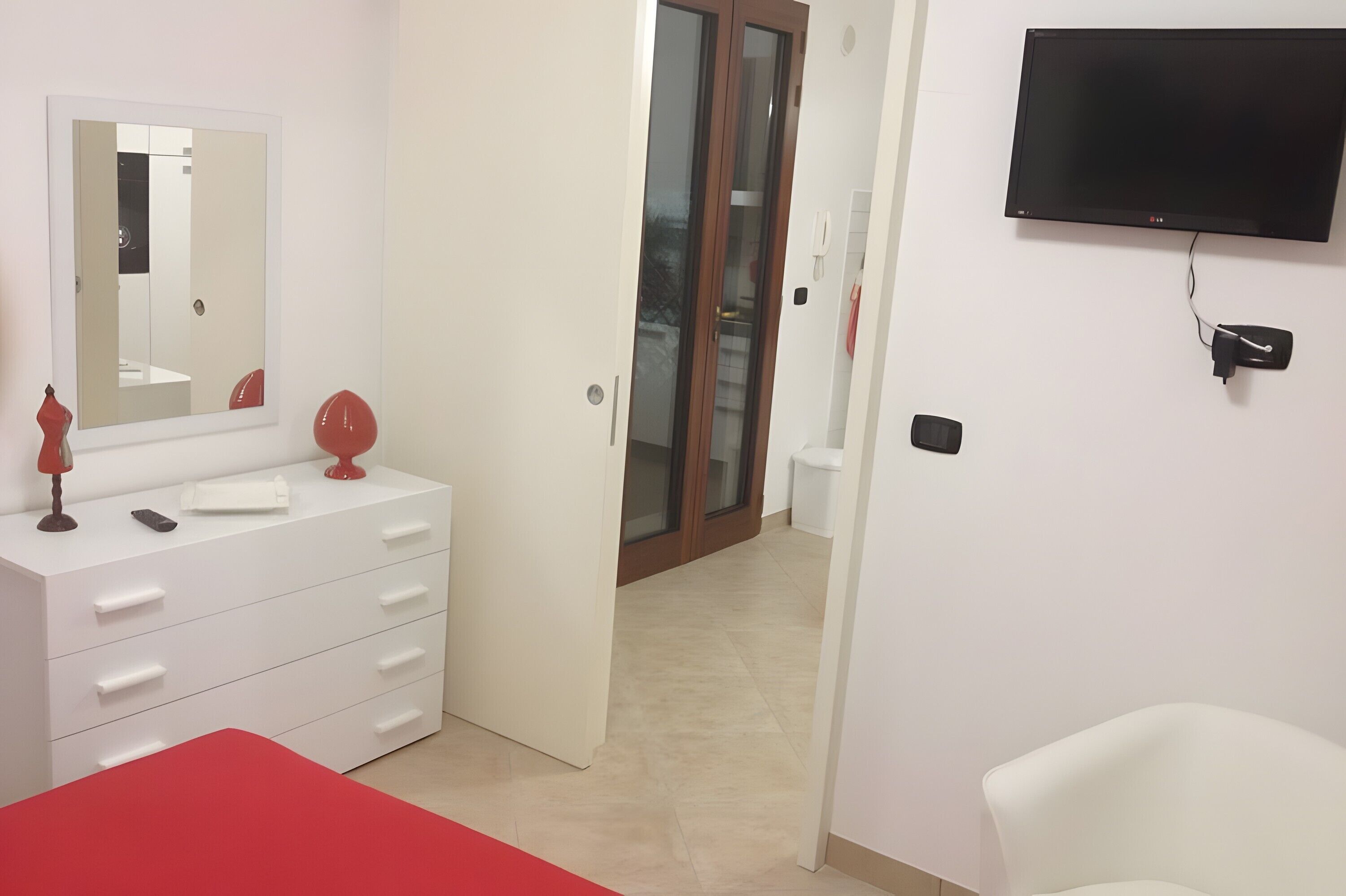 Fer et planche à repasser, Wi-Fi, draps fournis