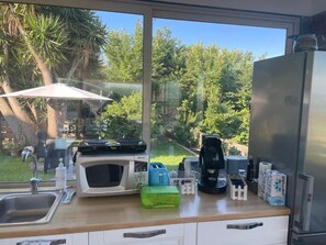 Fridge, microwave, stovetop, dishwasher - Beb sunset da Carla (Campania)