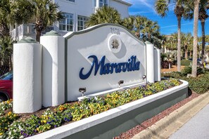 Exterior detail - Maravilla 1212 - Dog Friendly and Beach Service! (Miramar Beach)