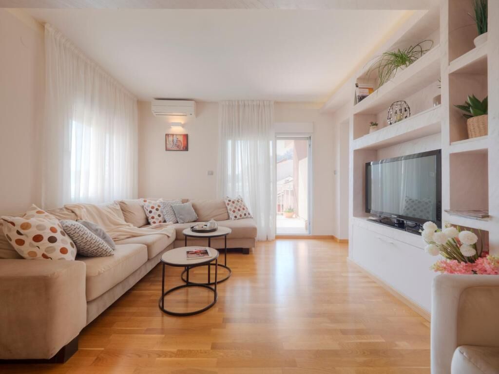 42-inch LCD TV with satellite channels