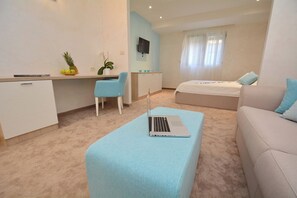 Suite Junior, balkon, pemandangan gunung | Pemandangan dari kamar