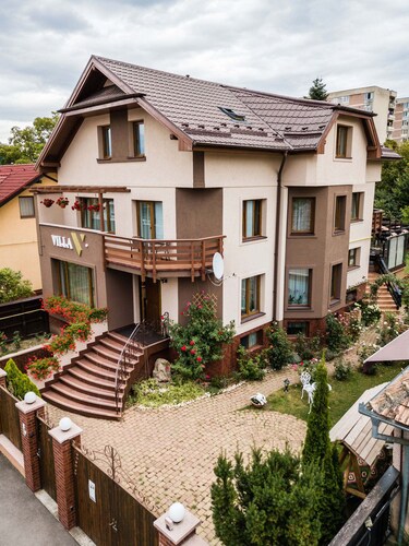 Villa V - a boutique villa with breakfast in Brasov, Transylvania