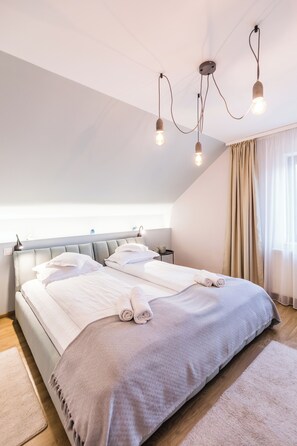 6 chambres, fer et planche à repasser, Wi-Fi, literie fournie