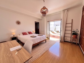 5 chambres, fer et planche Ă repasser, Wi-Fi, draps fournis