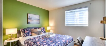 Spacious 2BR in MTL with included parking spot