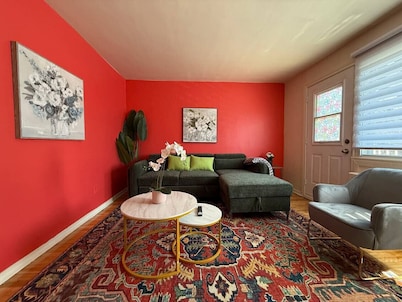 Chic 2 bedroom apartment in Montreal