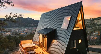 Scenic A-Frame Retreat near Zion & Bryce | Hot Tub