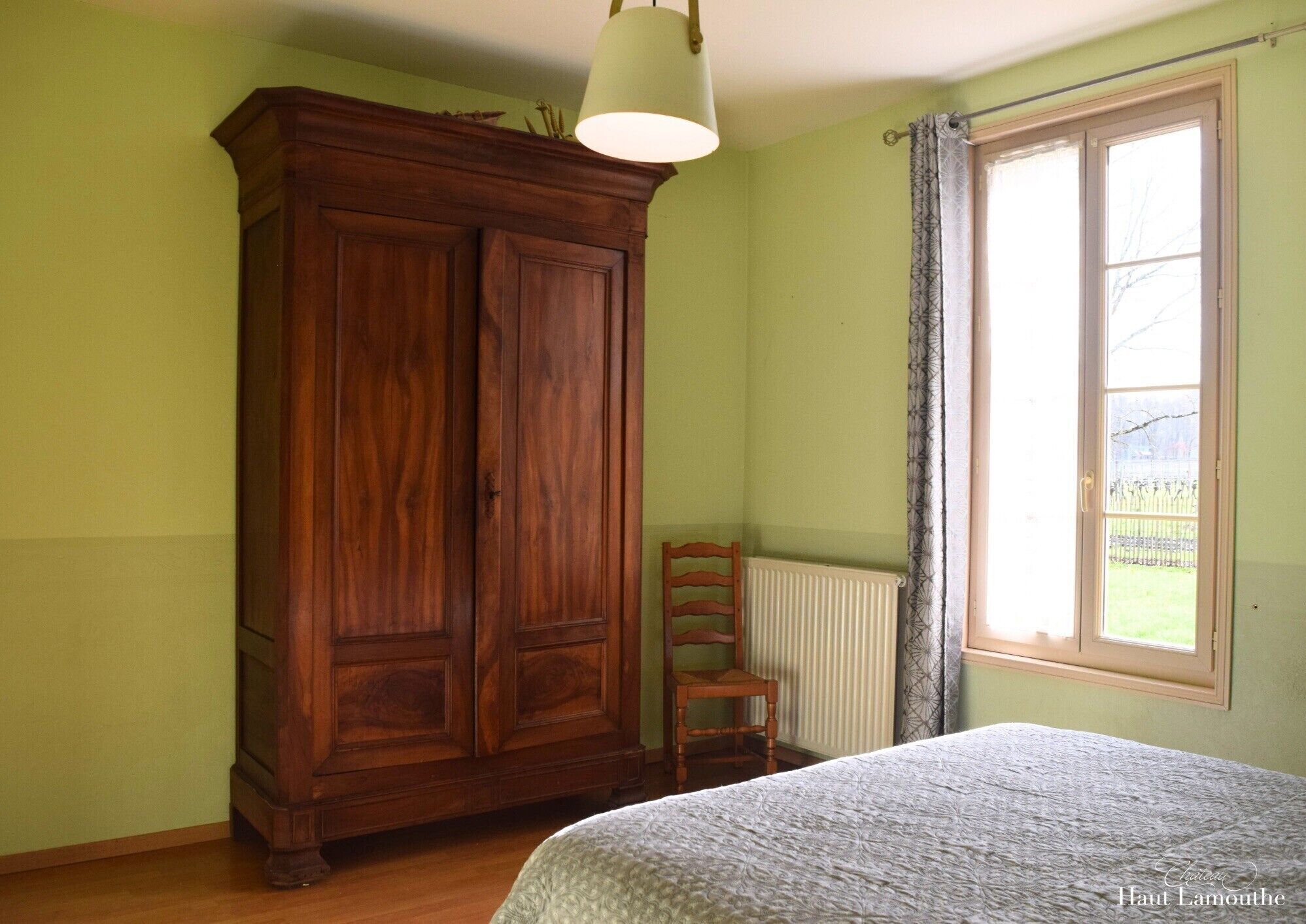 熨斗/熨衫板、Wi-Fi、床單