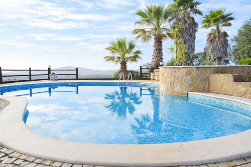 Villa Topázio - Private Pool, Sea views, Airco