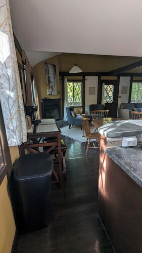 Chalet w Loft Near Sleeping Bear 2552