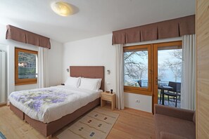 Apartment, 2 Bedrooms, Non Smoking, Lake View | Iron/ironing board, free WiFi - Villa delle Querce (Tremosine)