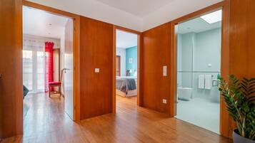 Strykejern/-brett, wi-fi og sengetøy