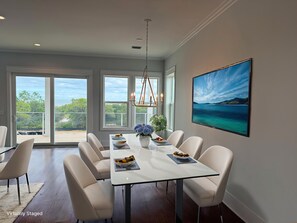 Dining - 4th of July week now available as a Friday or Saturday check in! (St. George Island)