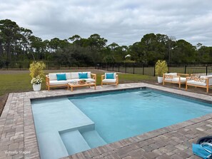A heated pool - 4th of July week now available as a Friday or Saturday check in! (St. George Island)