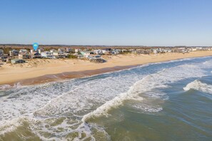 Beach - Oceanfront home in South Nags Head with breathtaking views! (South Nags Head)